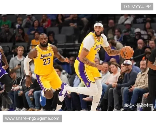 浓眉引领湖人逆袭勇士，詹姆斯休战也能完胜季后赛对手